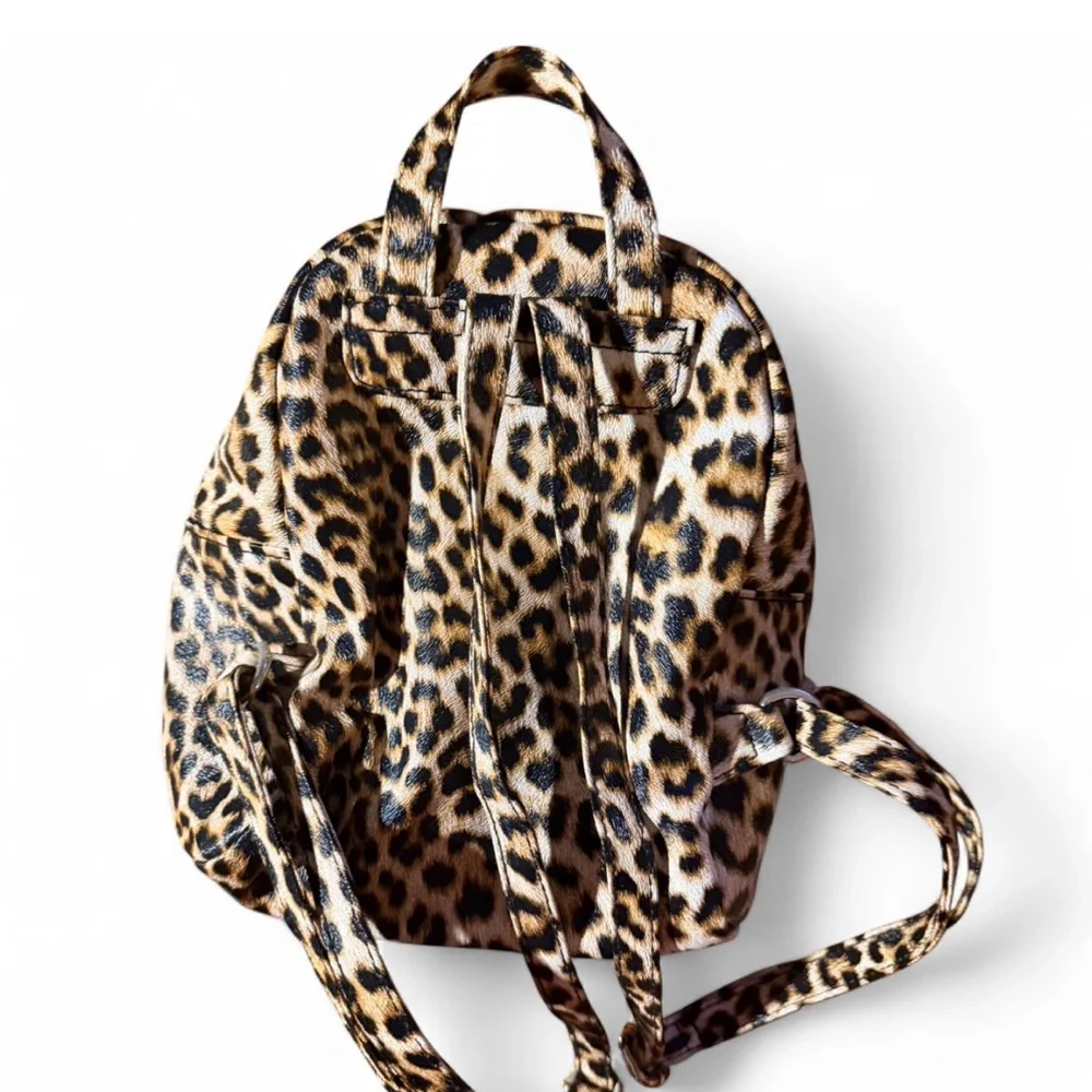 Leopard Pattern mini Backpack - Picture 2 of 2
